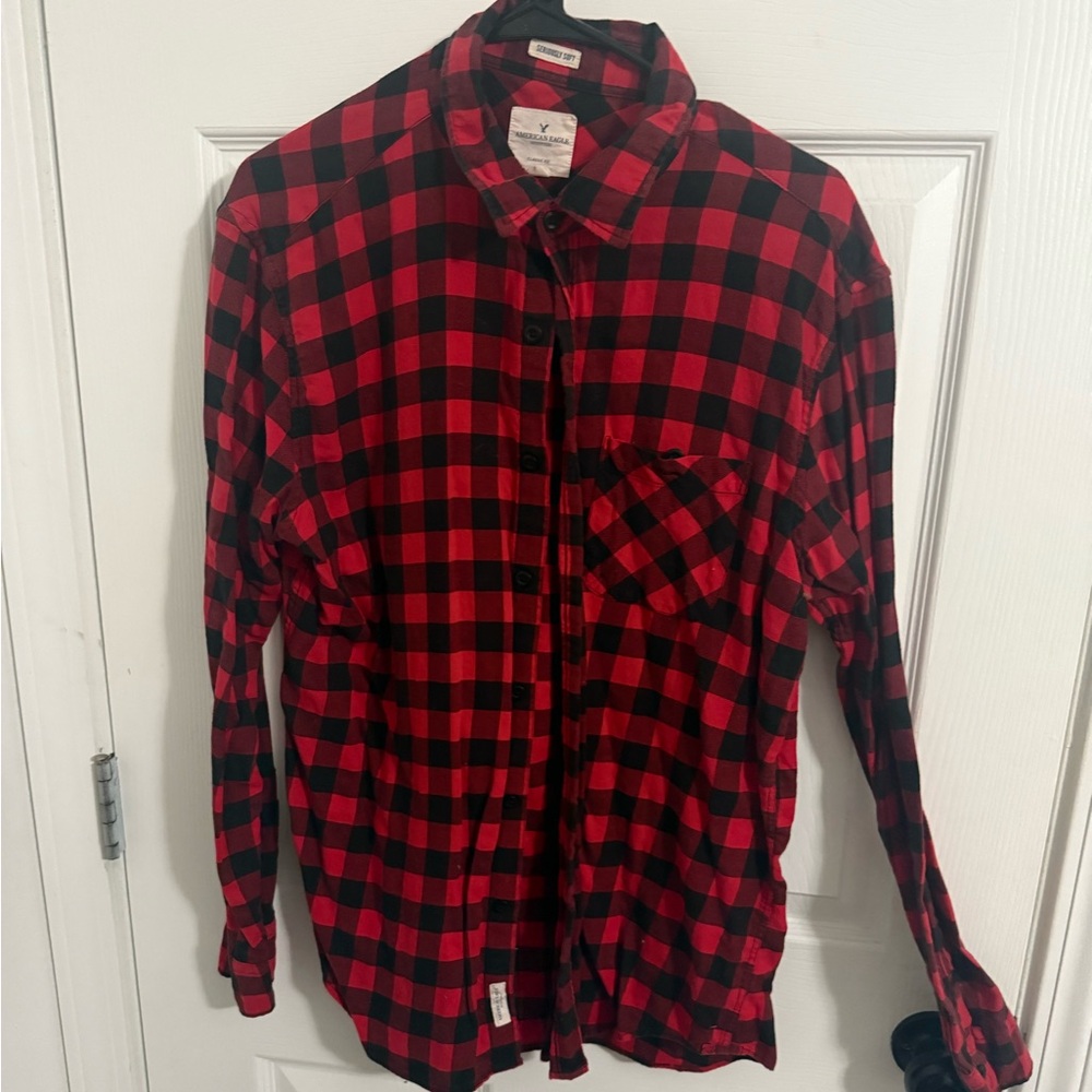 American Eagle Outfitters Red and Black Plaid Shirt